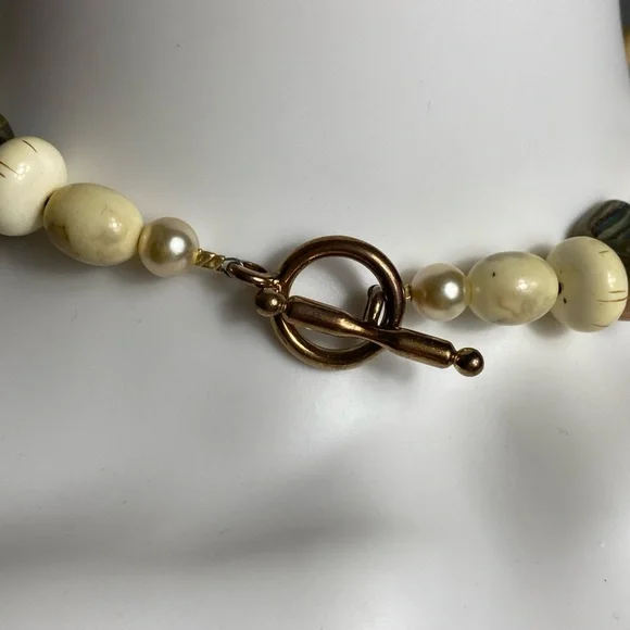 Vintage Japanese porcelain necklace, resin wood beads & pearl 1980 - Picture 4 of 6